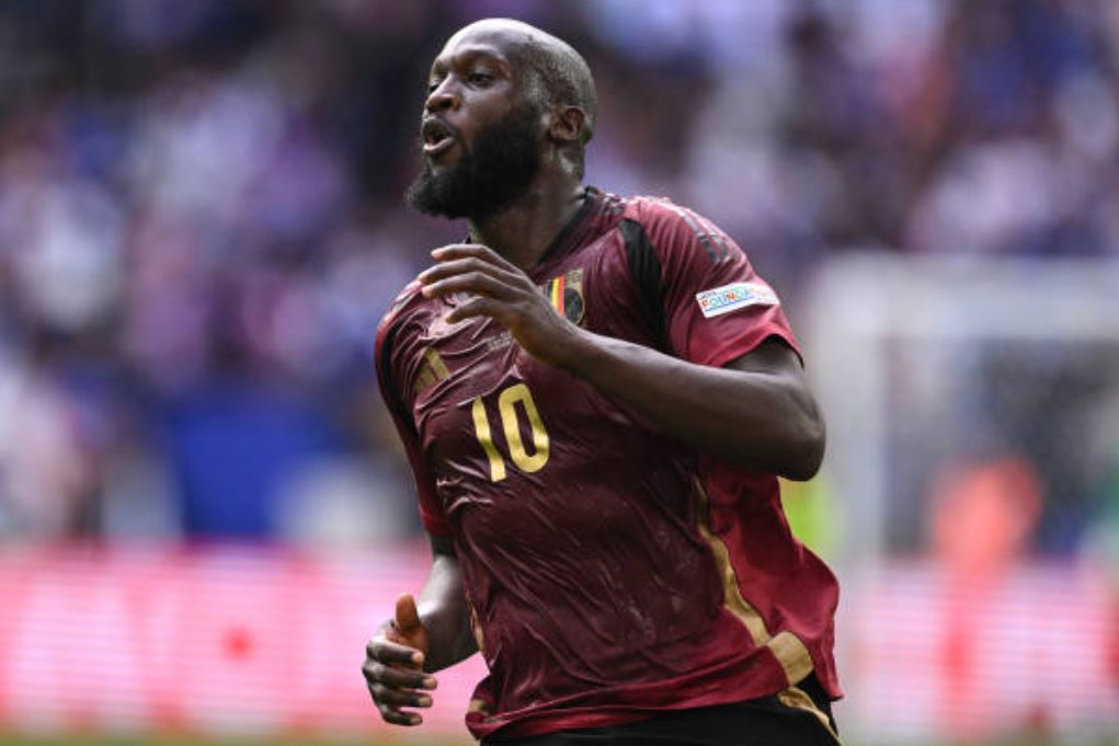 Napoli chưa nhận được cái gật đầu từ Chelsea vụ Lukaku.